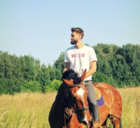 Прогулка на лошадях для двоих, для нее, подарочные сертификаты