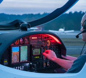 Ночной полет на вертолете Robinson R44, экстрим, подарочные сертификаты