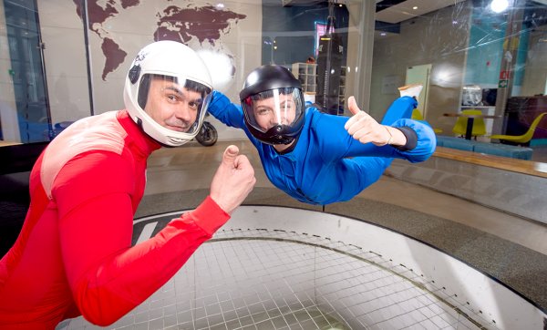 Полет в аэротрубе, стоимость от 4 070 рублей. Фотография 1.