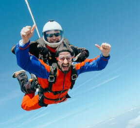 Прыжок с парашютом, экстрим, подарочные сертификаты