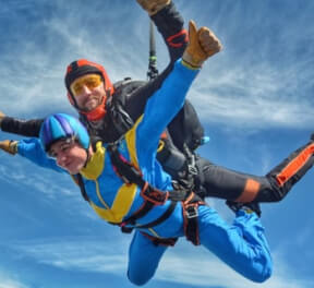Прыжок с парашютом для двоих, экстрим, подарочные сертификаты