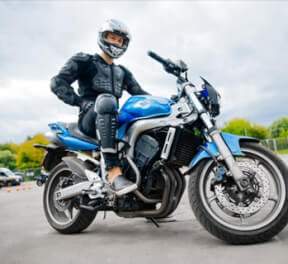 Урок езды на мотоцикле, экстрим, подарочные сертификаты