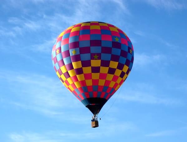 Индивидуальный полет на воздушном шаре на 4-х, стоимость от 78 030 рублей. Фотография 1.