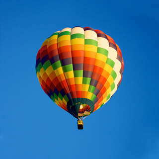 Индивидуальный полет на воздушном шаре на 7-х, стоимость от 129 180 рублей. Фотография 1.