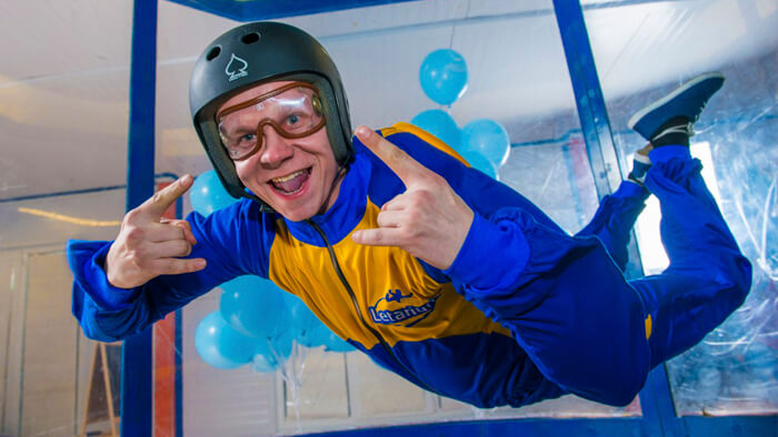 Полет в аэротрубе, экстрим, подарочные сертификаты, видеопревью